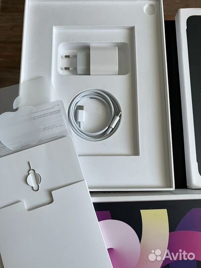 iPad air 4 с sim картой,как новый