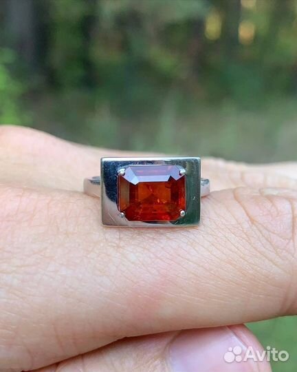 Кольцо с гранатом (спессартин)