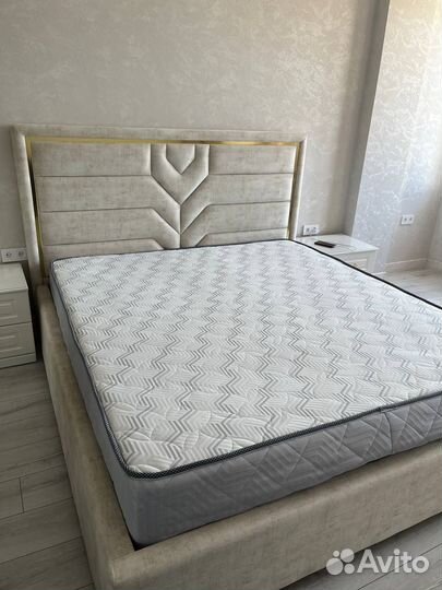 Кровать