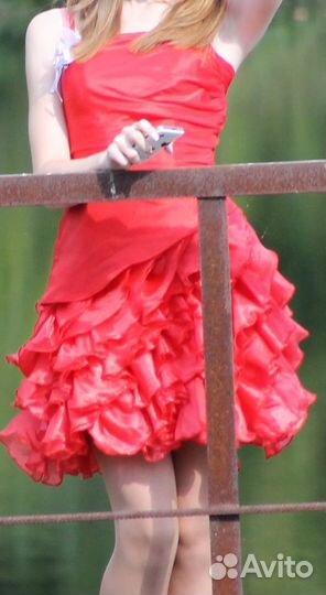 Продаю платье