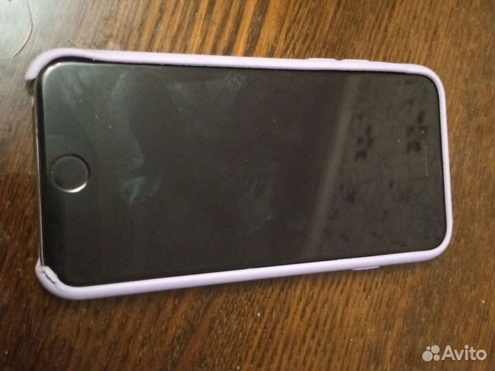 Телефон iPhone 6s