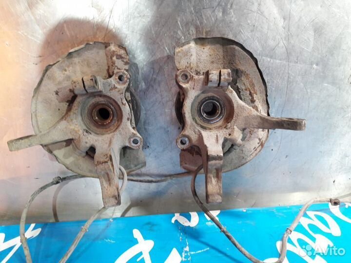 Кулак поворотный Митсубиси Лансер 9 правый левый