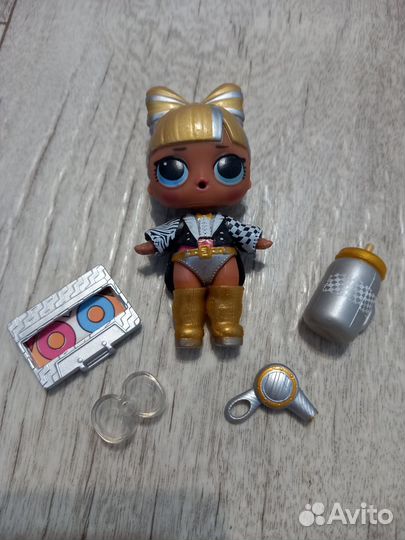 Кукла LOL present surprise