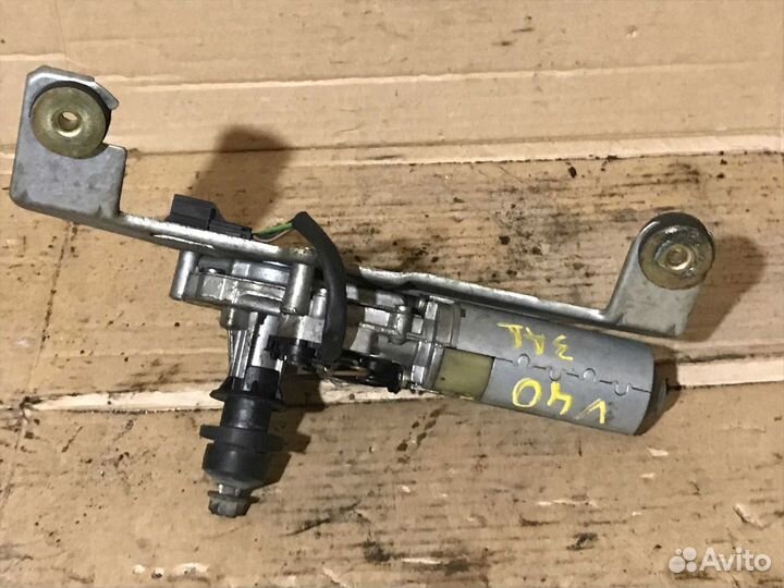 Моторчик заднего ст/оч Volvo V40 универсал