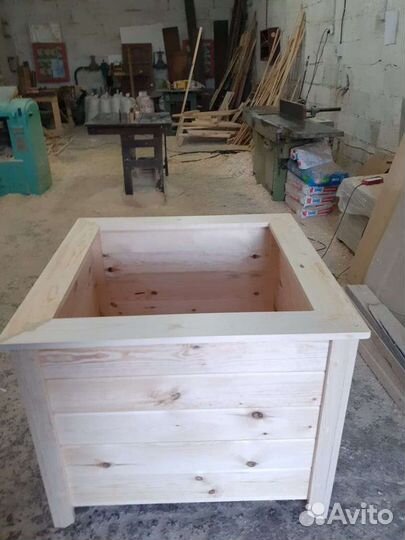 Клумба-кашпо для цветов садовая