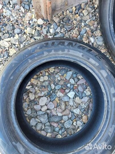 Triangle TR259 215/60 R17 96H