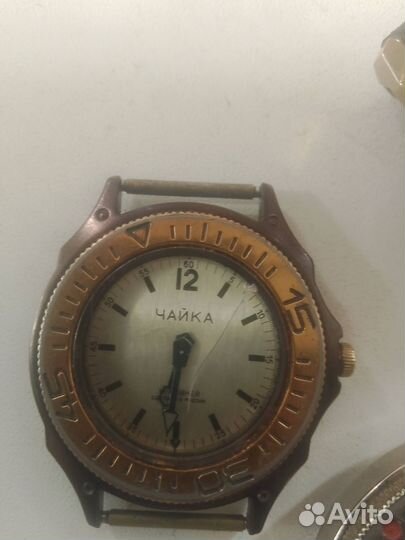 Мужские наручные часы на запчасти