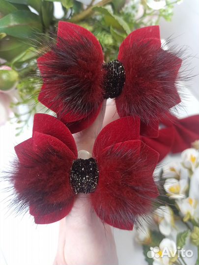 Бантики из замши, ручная работа