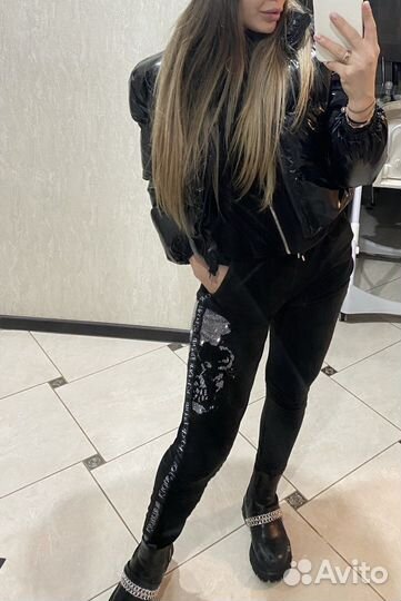 Костюм спортивный