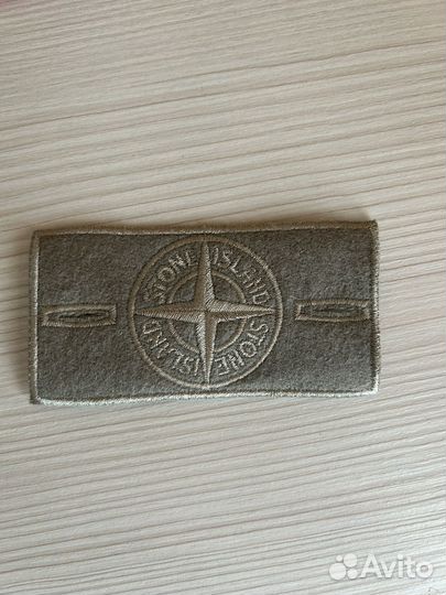 Патч stone island белый