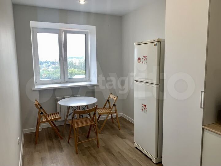 2-к. квартира, 58 м², 6/14 эт.