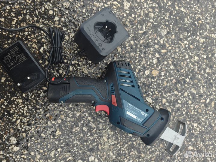 Аккум. сабельная пила Bosch GSA 10.8V-LI