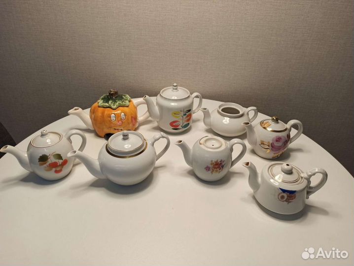 Чайник, сливочник, селёдочница