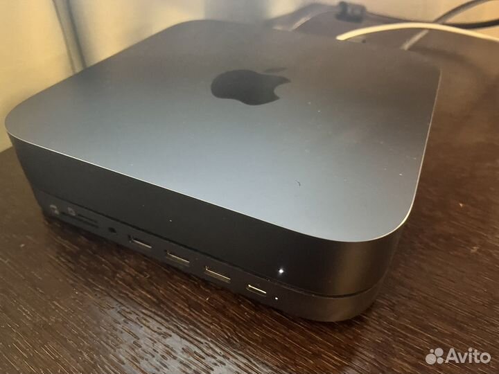 Macmini 2018 i5, 3 Ghz, 16 gb RAM, 250 gb ssd
