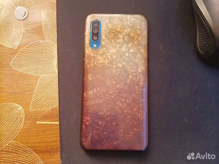 Samsung Galaxy A50, 4/128 ГБ