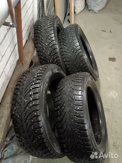 Formula Ice 215/60 R17