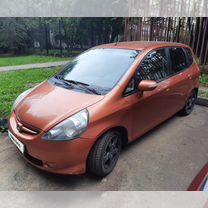 Honda Jazz 1.3 CVT, 2007, 230 000 км, с пробегом, цена 645 000 руб.