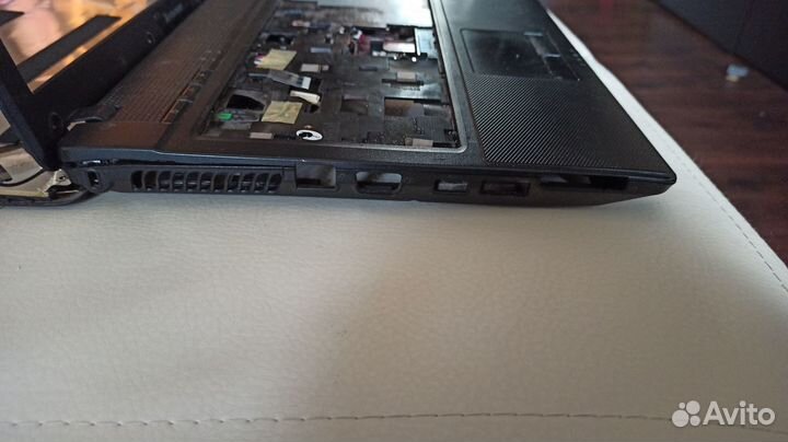 Курпус Lenovo G560