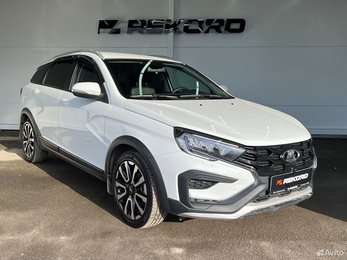 ВАЗ (LADA) Vesta Cross 1.8 CVT, 2024, 55 397 км