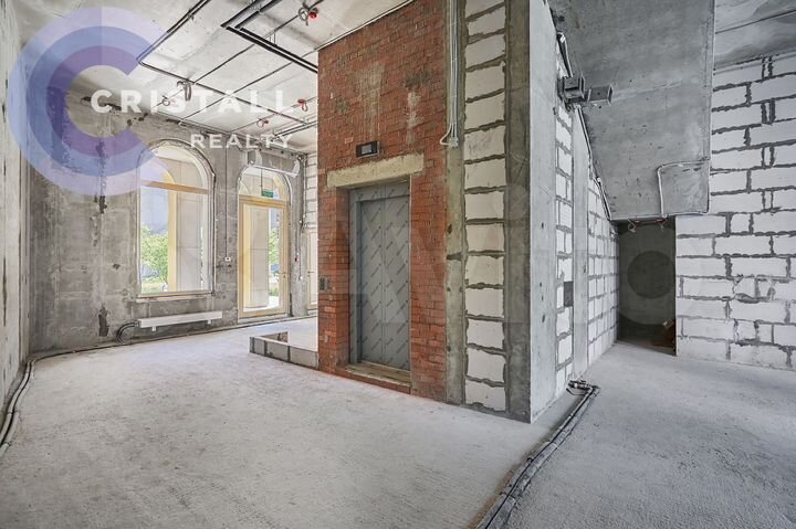 7-к. квартира, 357 м², 4/4 эт.