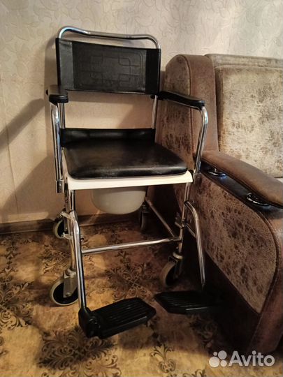 Инвалидная коляска