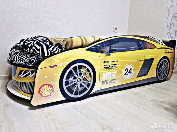 Кровать машина