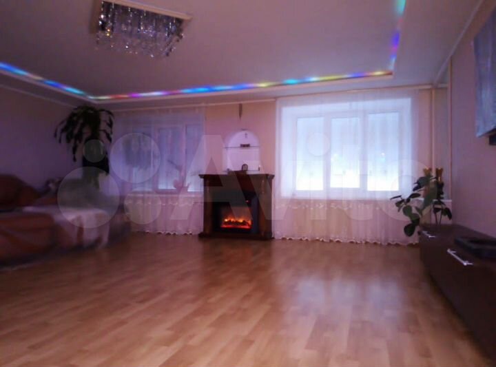 4-к. квартира, 153 м², 2/5 эт.