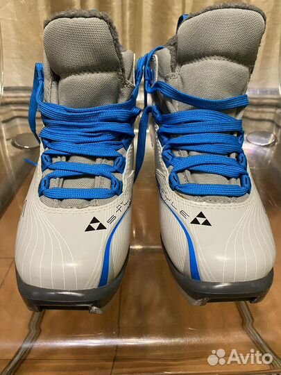 Лыжные ботинки fischer 36 NNN