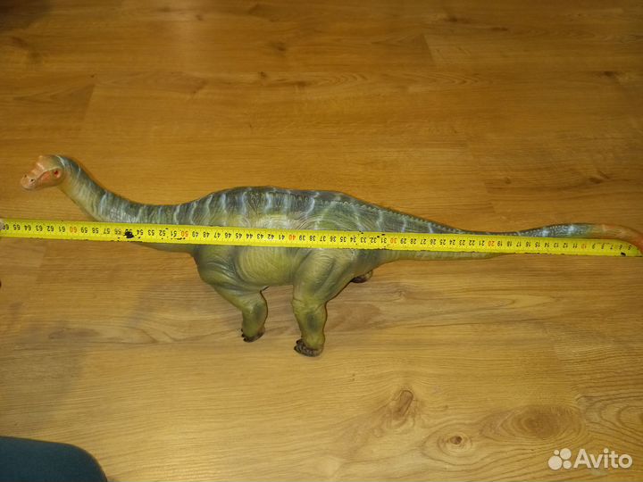 Динозавр большой,музыкальный 62 см