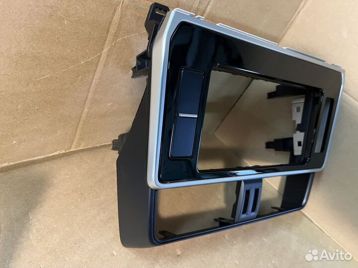 Рамка для магнитолы Toyota Land Cruiser prado 150