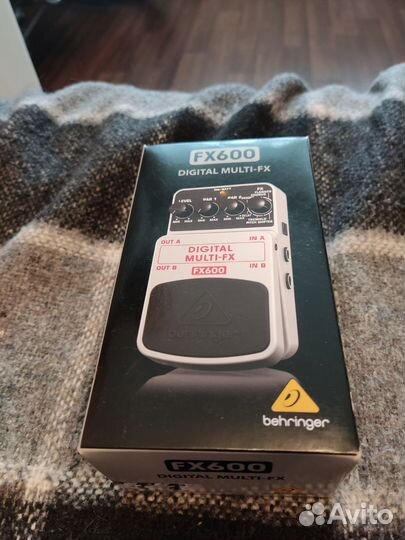Педаль behringer fx 600