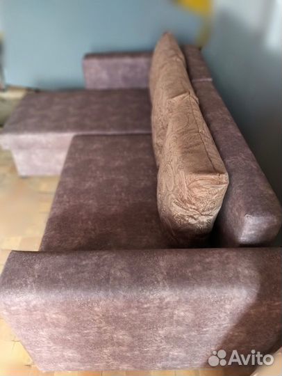 Диван угловой 