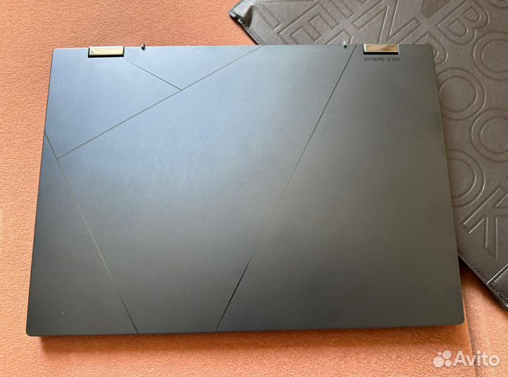 Asus Zenbook 14