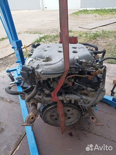 Продам двс на Инфинити VQ35DE