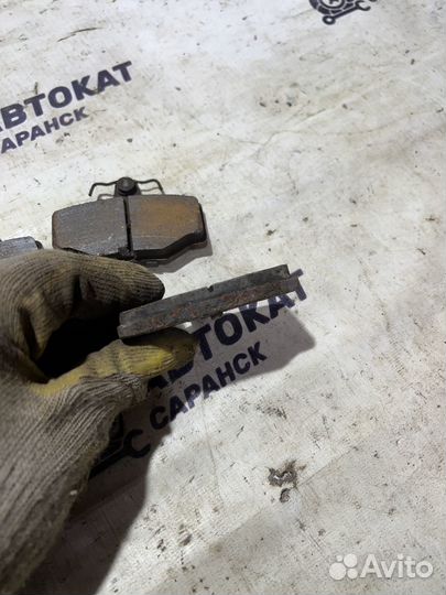 Колодки тормозные задние Nissan Primera P11