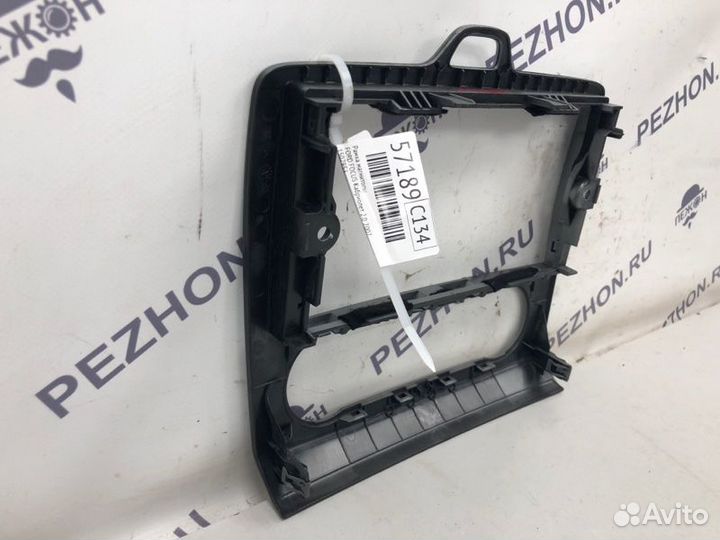 Рамка магнитолы Ford Focus кабриолет 2.0 2007