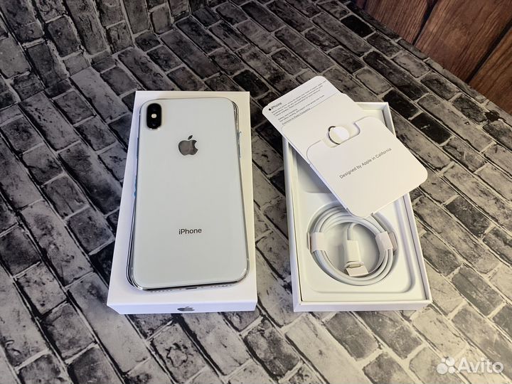 iPhone X, 64 ГБ