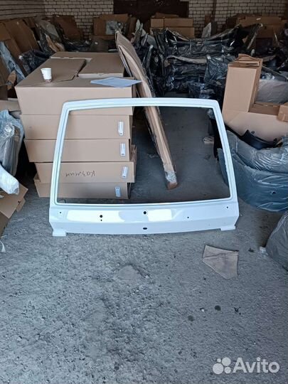 Дверь задка ваз 2114 - 2108 (багажник) белый