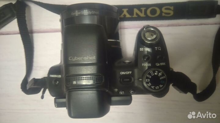 Цифровой фотоаппарат Sony Cyber-shot DSC-HX1