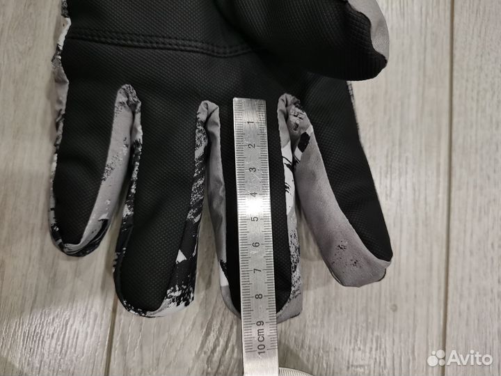 Перчатки горнолыжные мужские Vector