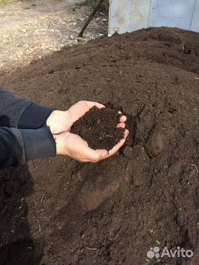 Чернозем, перегной, песок, торф, опилки в мешках