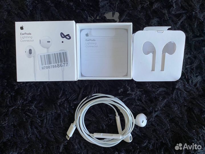 Оригинальные Apple EarPods Lightning почти новые