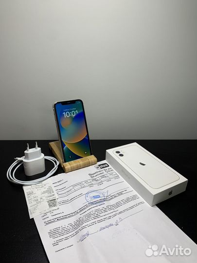 iPhone 11, 64 ГБ
