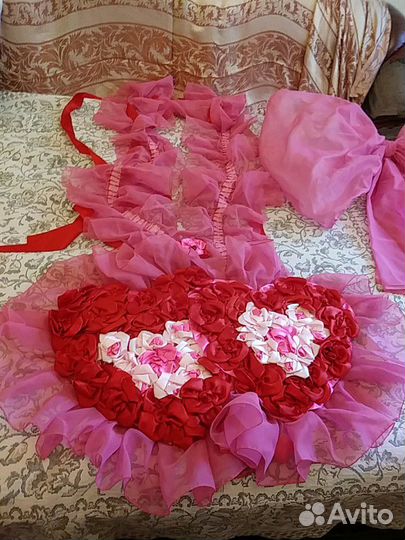 Свадебное украшение на автомобиль