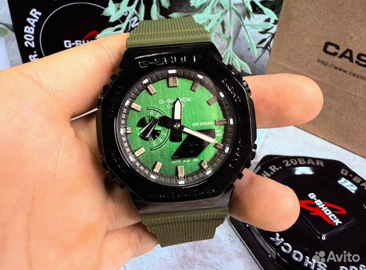 Часы Casio G-Shock GM-2100