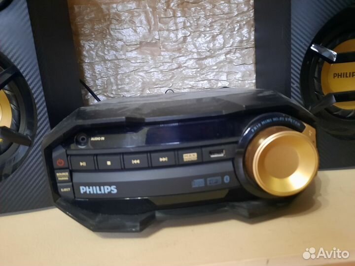 Музыкальный центр