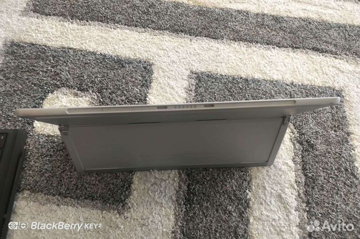 Microsoft surface pro 5 LTE Идеал