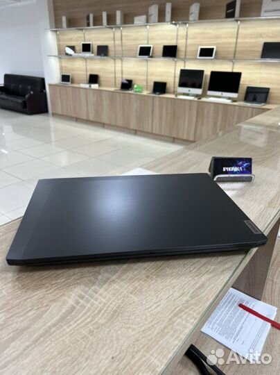 Lenovo IP Gaming 3