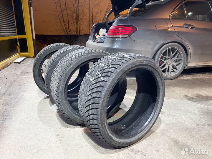 Zmax Winternova Stud II 255/35 R19 96T