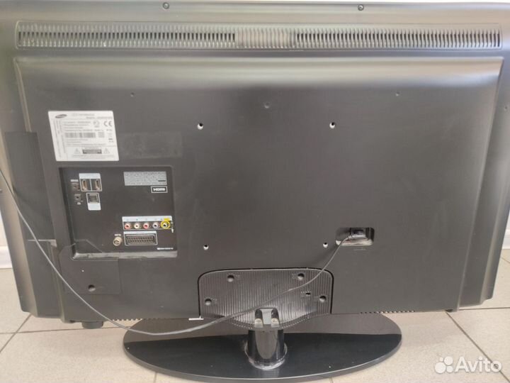 Телевизор Samsung UE40EH5000W
